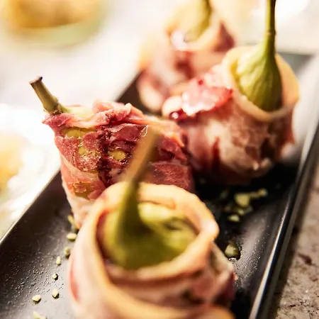 Hotel Robinson Amade