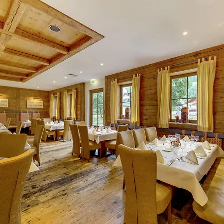 Robinson Amade Hotel