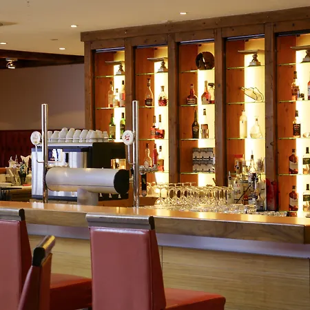Hotel Robinson Amadé 4*