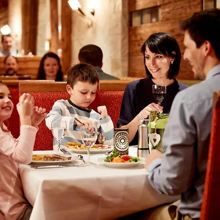 Robinson Amade Kleinarl