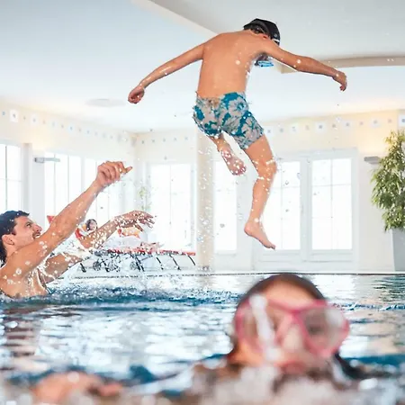 Robinson Amade ホテル