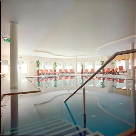 Robinson Amade 酒店