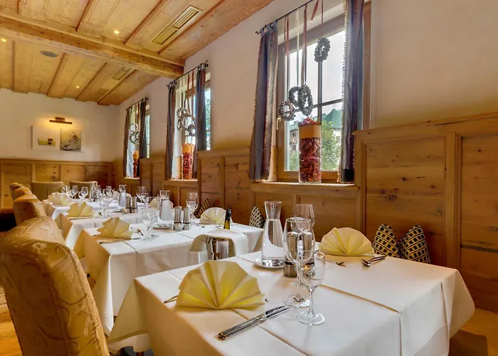 Robinson Amade Hotel 4*