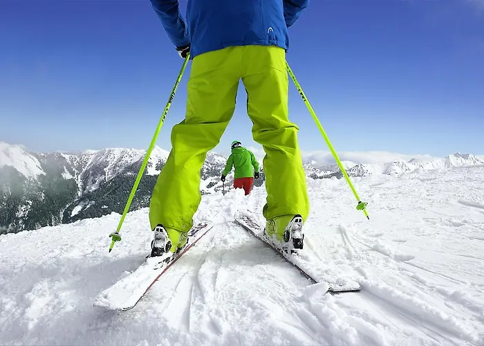 Robinson Amade מלון