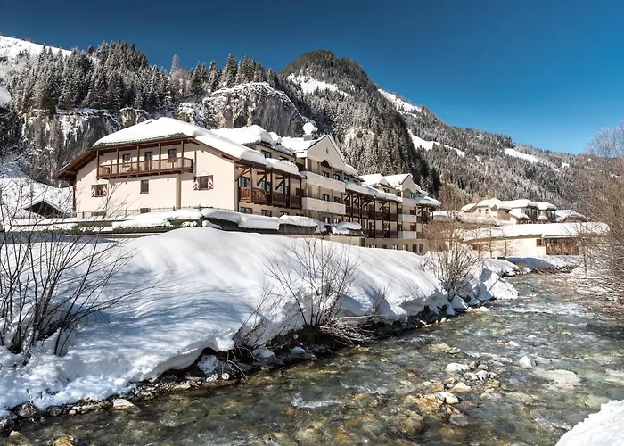 Robinson Amade Hotel 4*