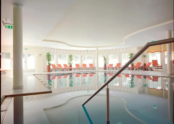 Robinson Amade מלון